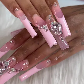 Французские длинные балетные накладные ногти с розовым сердечком и бриллиантами